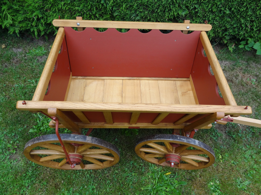 Reproduction brouette d'Autriche dessus